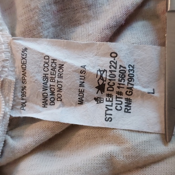 Cello Outfitters Flutter Sleeve Art Nouveau Top - Picture 9 of 9